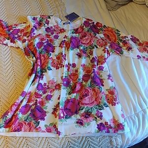 NWT Beautiful Spring cardigan/sweater